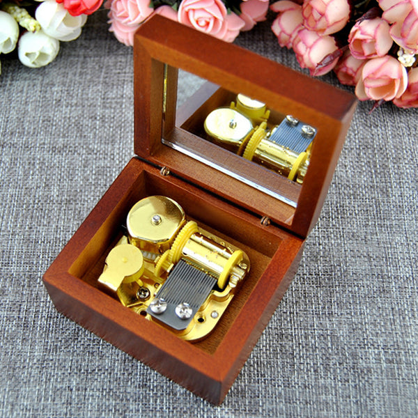* vintage music box ୨୧ * 夢のような オルゴール (b) vintage music box ୨୧ * 夢のような オルゴール (b) antique